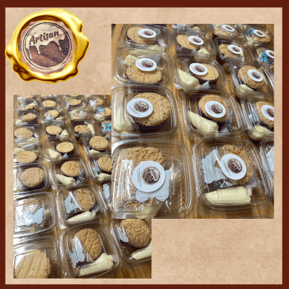 CUPCAKES PARTY KITS